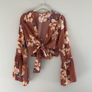 Crop floral shirt!